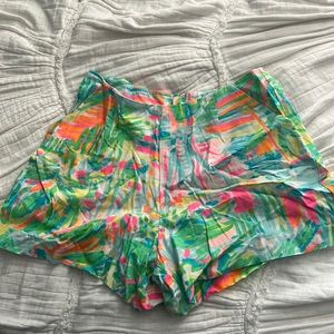 Size 0 Lilly Pulitzer flowy shorts
